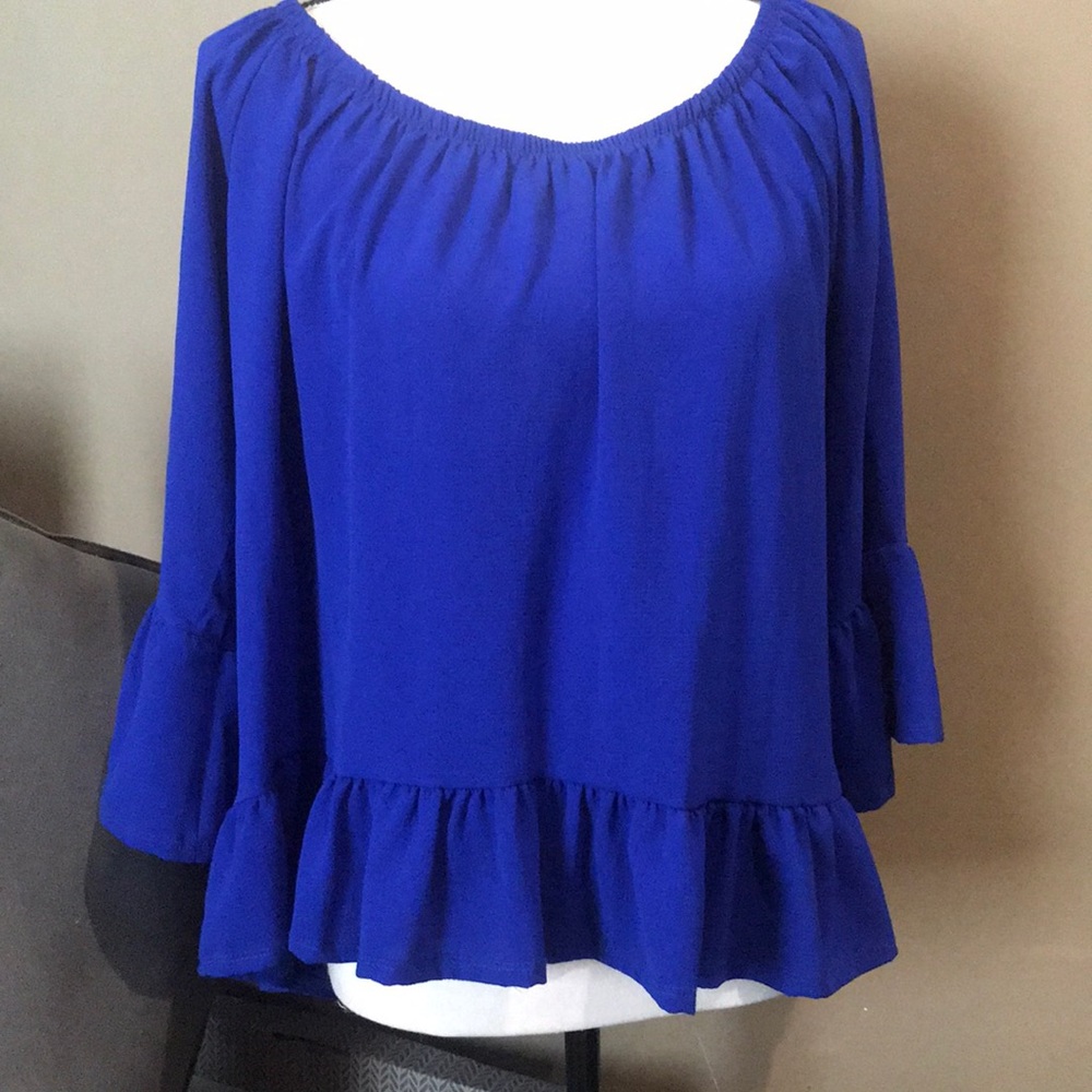 Beautiful, Sexy, bright Royal blue loose fit!